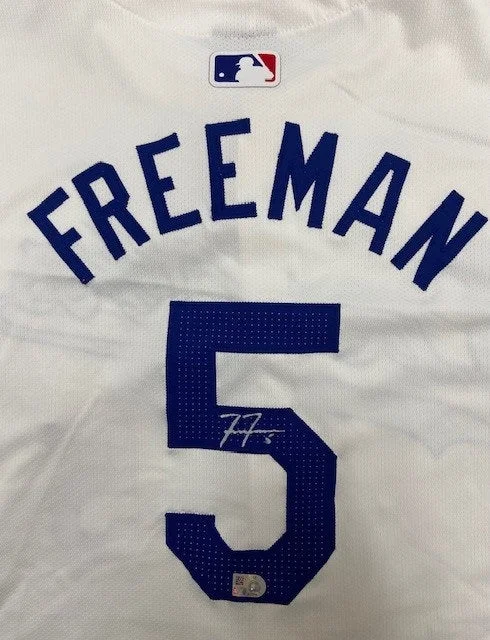 Freddie Freeman Autographed Dodgers Authentic Jersey Beach