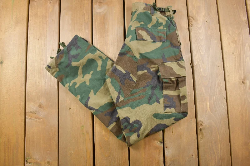 Vintage 2001 US Army Military Camouflage Cargo Pants Size 29 x 31 Bold Men's Animal