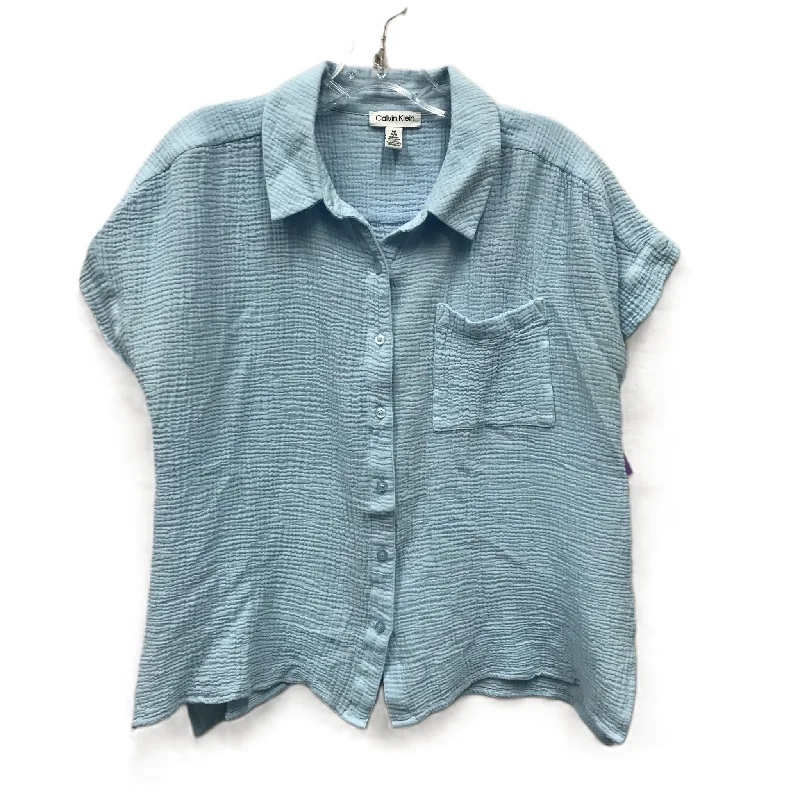 Blue Top Short Sleeve By Calvin Klein, Size: M Artistic Men's Hand